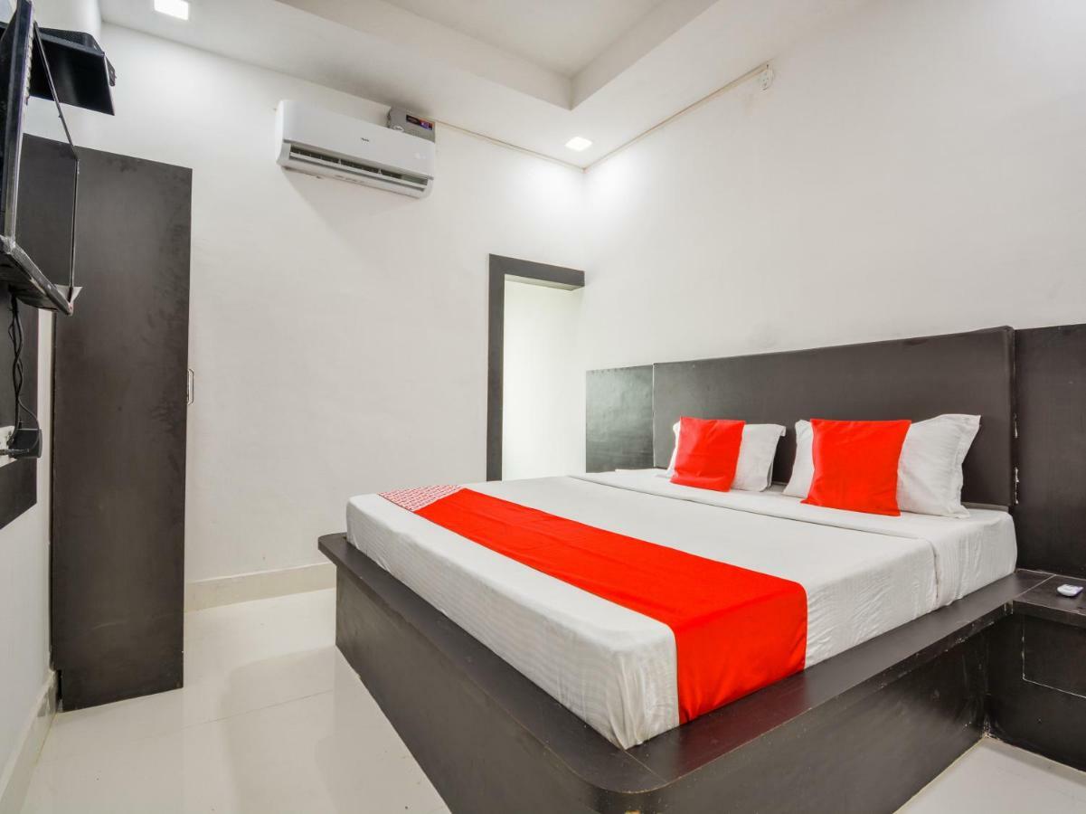 Oyo 43505 Hotel The White House Hisar Екстер'єр фото